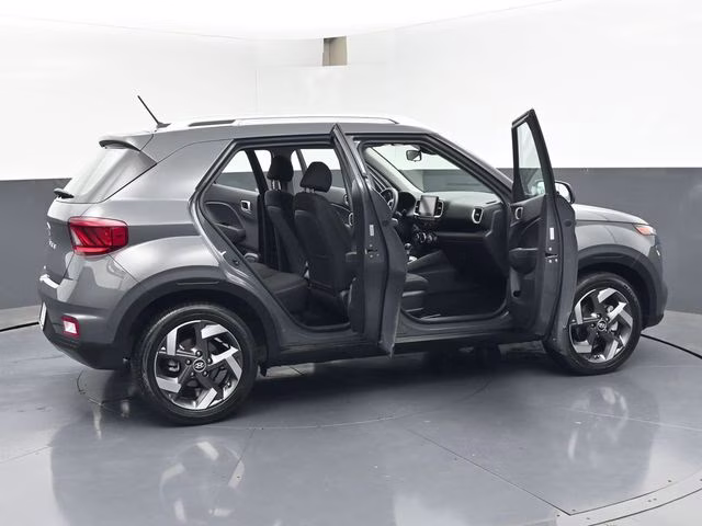 2025 Ecotronic Gray Hyundai Venue SEL FWD SUV