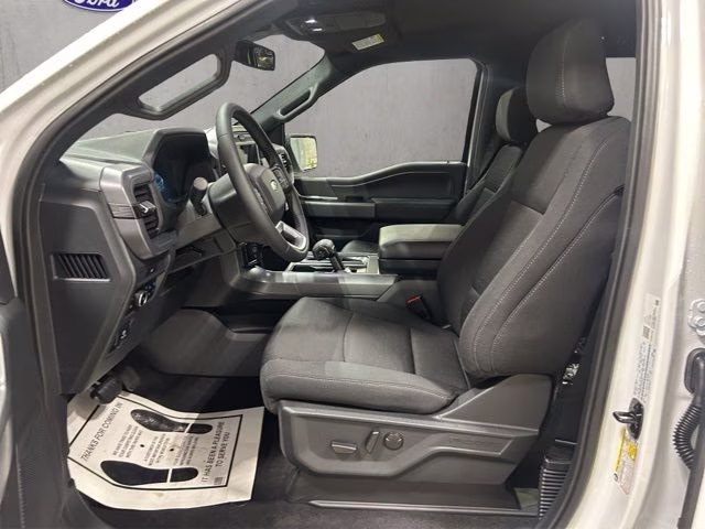 2026 Oxford White Ford F-150 XLT Black Appearance 4X4 Truck