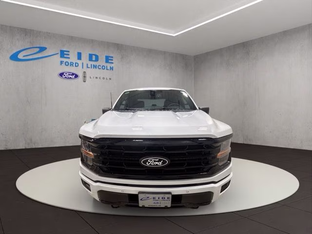 2026 Oxford White Ford F-150 XLT Black Appearance 4X4 Truck