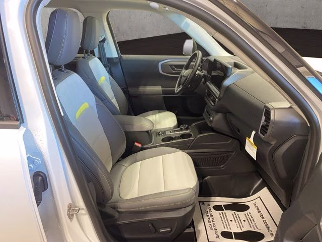 2026 Oxford White Ford Bronco Sport Badlands 4X4 SUV
