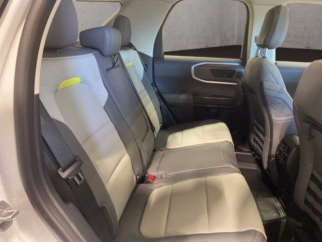 2026 Oxford White Ford Bronco Sport Badlands 4X4 SUV