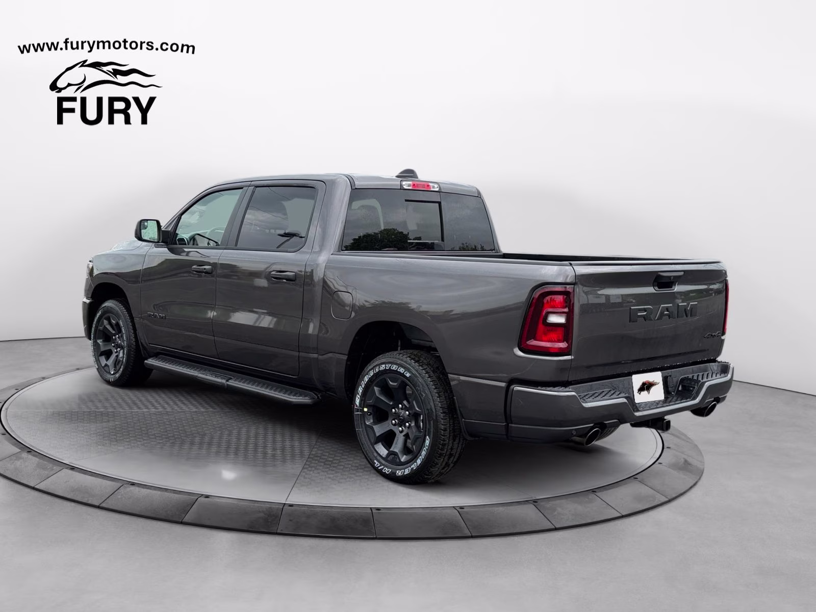 2026 Diamond Black Crystal Pearlcoat Ram 1500 Express 4X4 Truck