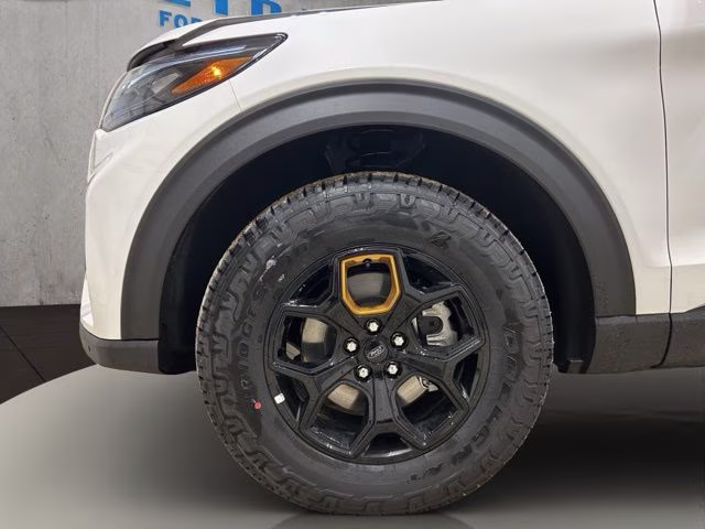 2026 Star White Metallic Tri-Coat Ford Explorer Tremor 4X4 SUV