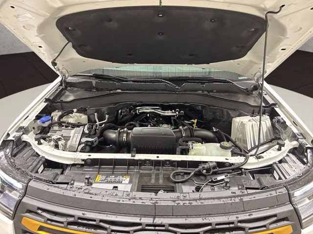2026 Star White Metallic Tri-Coat Ford Explorer Tremor 4X4 SUV