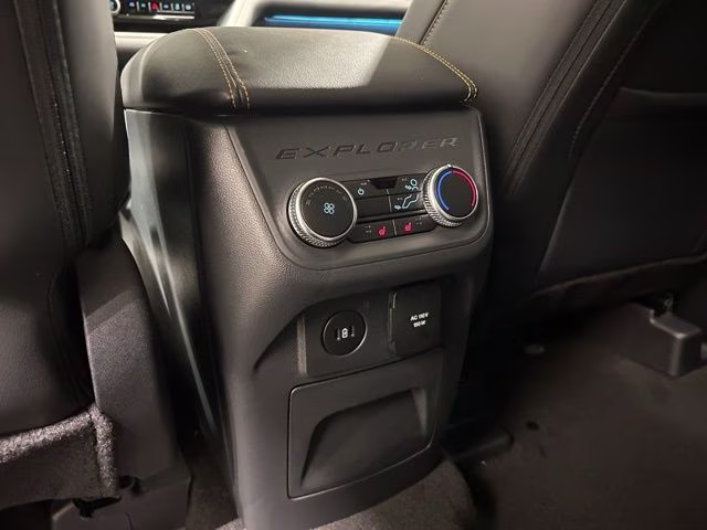 2026 Star White Metallic Tri-Coat Ford Explorer Tremor 4X4 SUV