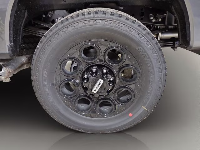 2026 Carbonized Gray Metallic Ford Super Duty F-350 SRW Lariat Black Appearance 4X4 Truck