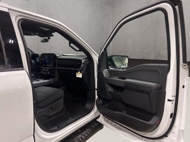 2026 Oxford White Ford F-150 XLT Black Appearance 4X4 Truck