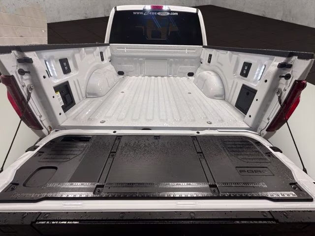 2026 Oxford White Ford F-150 XLT Black Appearance 4X4 Truck