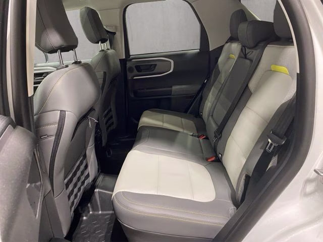 2026 Oxford White Ford Bronco Sport Badlands 4X4 SUV