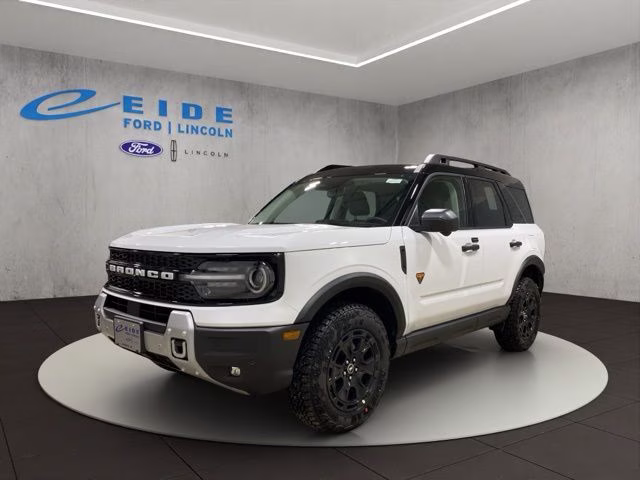 2026 Oxford White Ford Bronco Sport Badlands 4X4 SUV