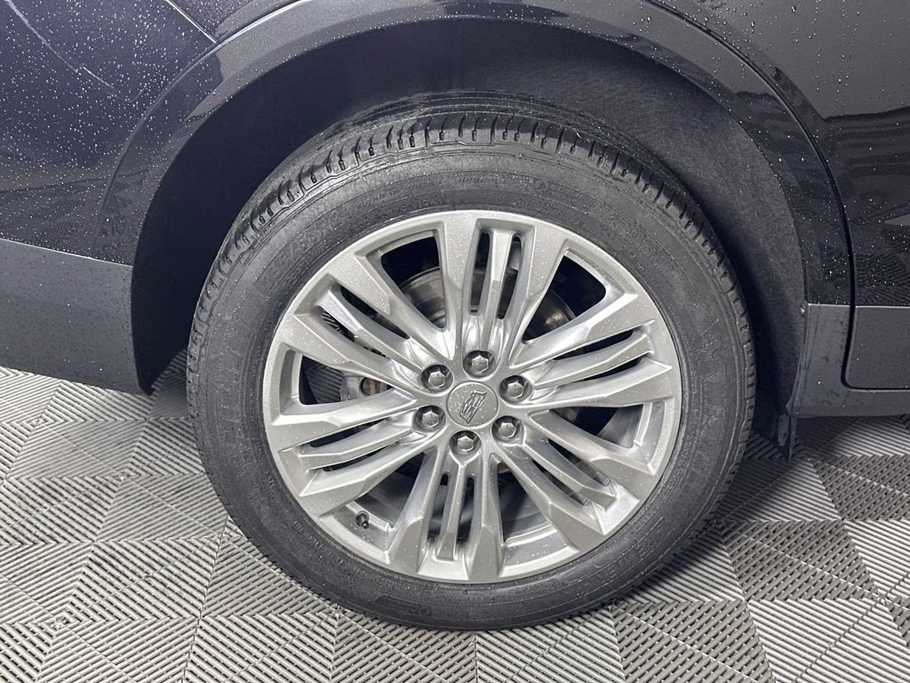 2019 Stellar Black Metallic Cadillac XT5 Premium Luxury FWD SUV