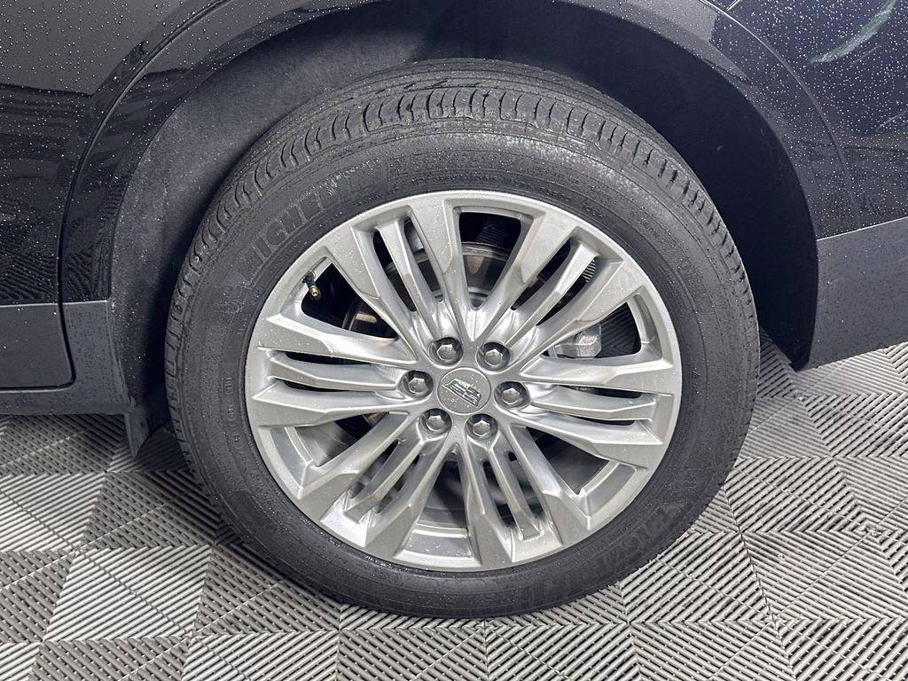 2019 Stellar Black Metallic Cadillac XT5 Premium Luxury FWD SUV