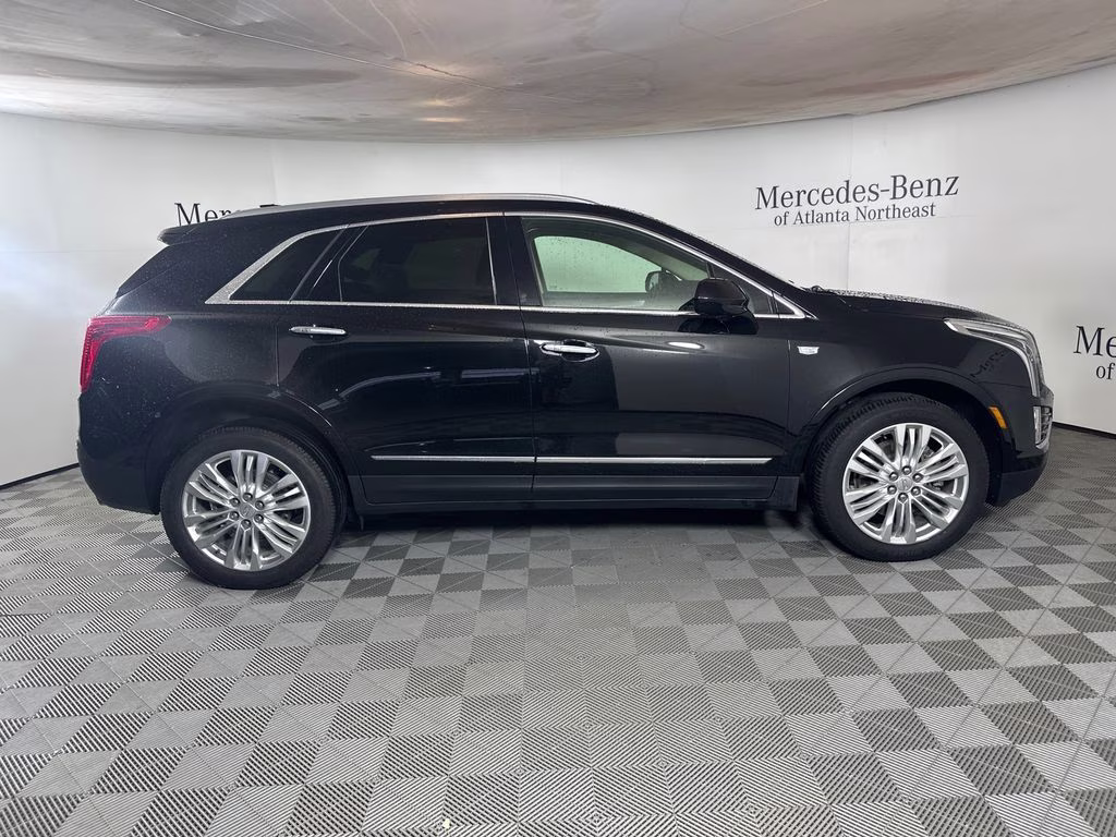 2019 Stellar Black Metallic Cadillac XT5 Premium Luxury FWD SUV