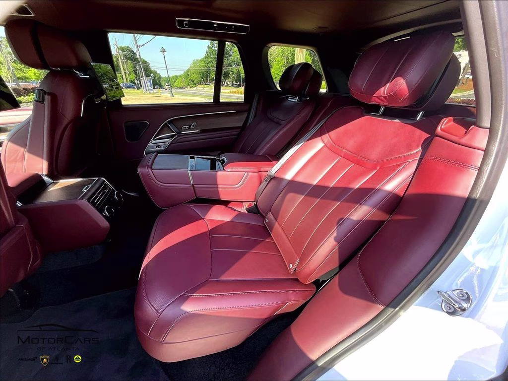 2025 Fuji White Land Rover Range Rover Autobiography SV AWD SUV
