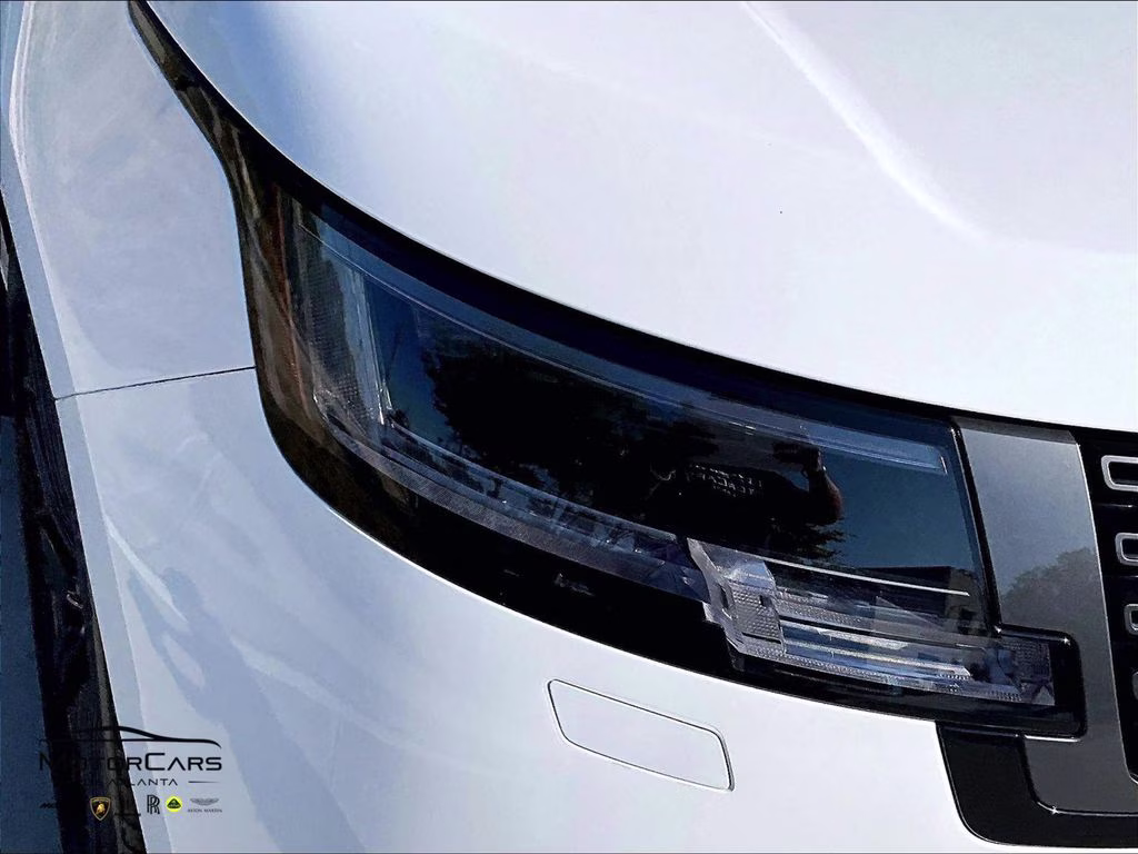 2025 Fuji White Land Rover Range Rover Autobiography SV AWD SUV