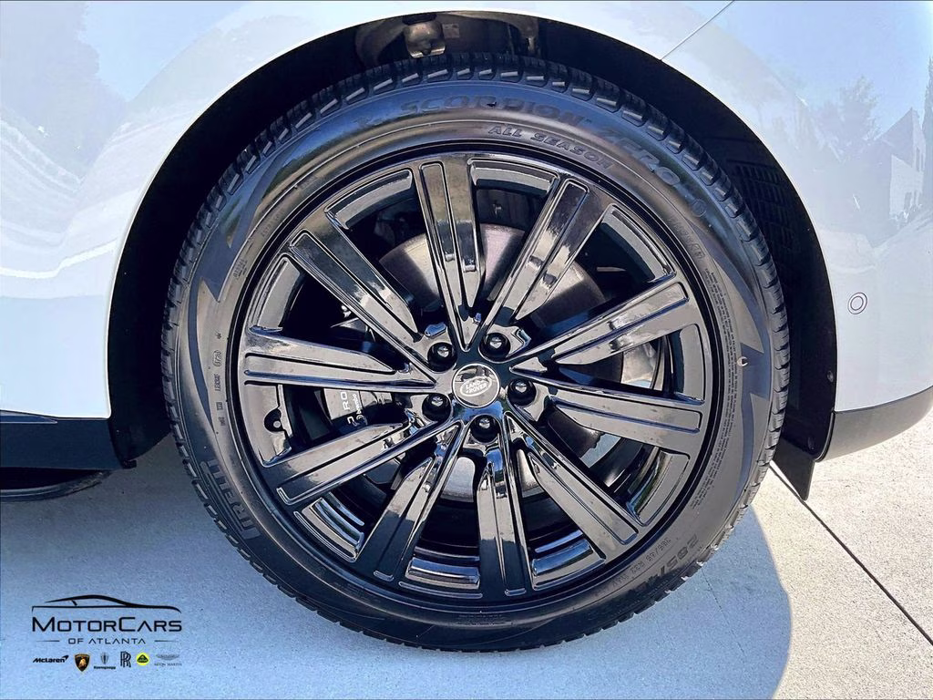 2025 Fuji White Land Rover Range Rover Autobiography SV AWD SUV