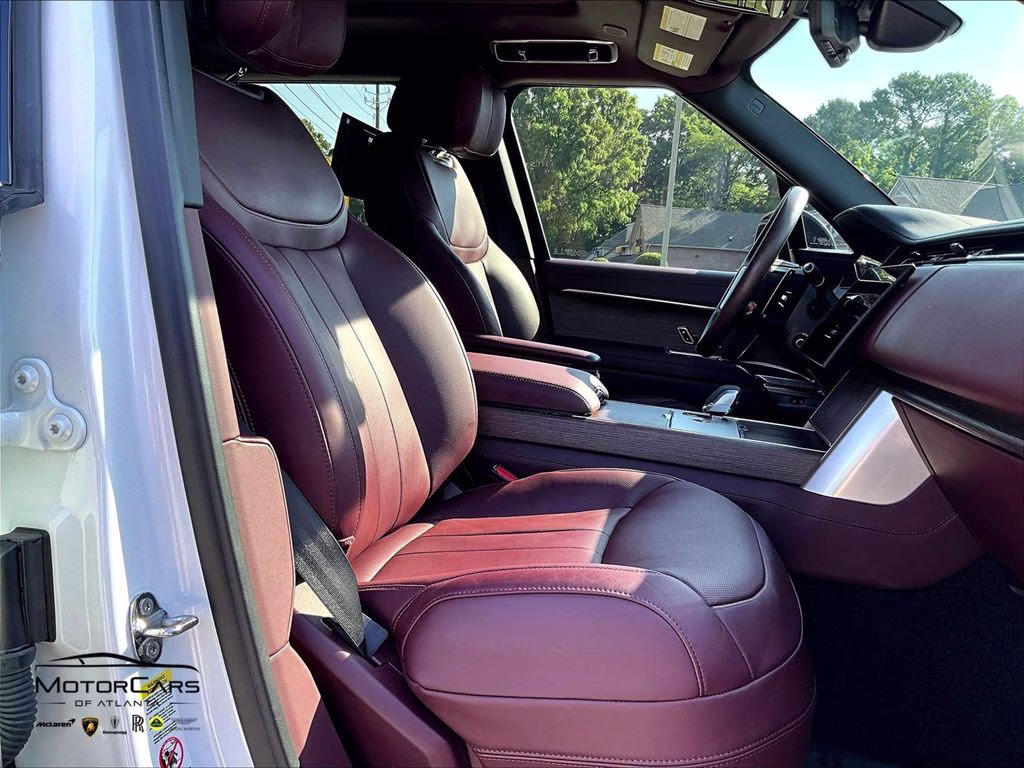 2025 Fuji White Land Rover Range Rover Autobiography SV AWD SUV