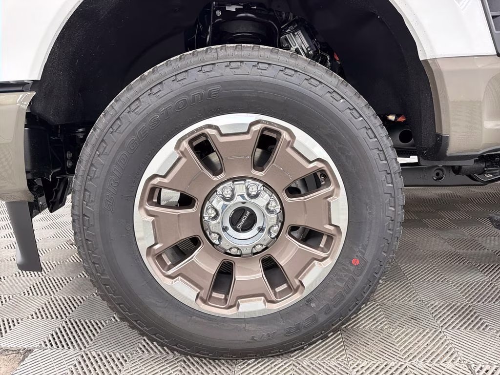 2026 STAR WHITE Ford Super Duty F-250 SRW King Ranch 4X4 Truck