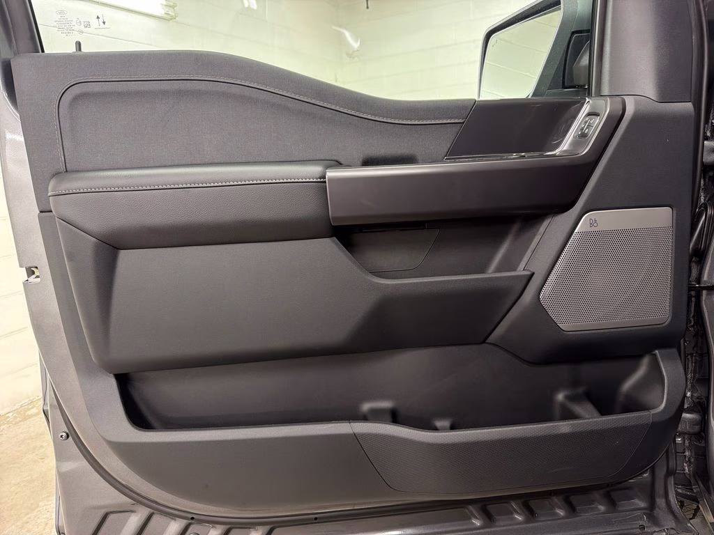 2026 CARBONIZED GRAY Ford F-150 Lariat 4X4 Truck