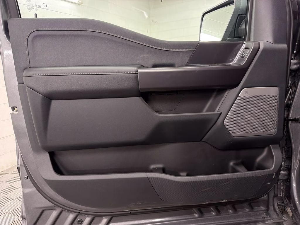 2026 CARBONIZED GRAY Ford F-150 Lariat RWD Truck