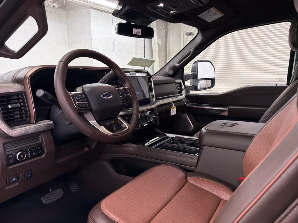 2026 STAR WHITE Ford Super Duty F-250 SRW King Ranch 4X4 Truck