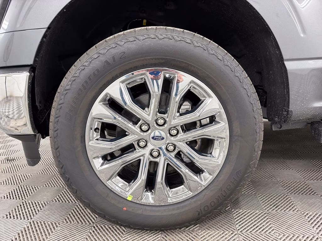 2026 CARBONIZED GRAY Ford F-150 Lariat 4X4 Truck