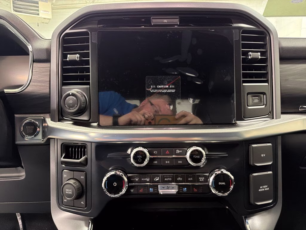 2026 CARBONIZED GRAY Ford F-150 Lariat 4X4 Truck