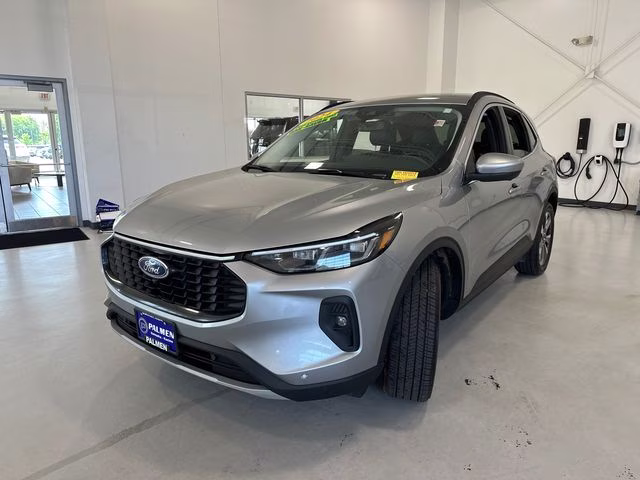 2024 Silver Ford Escape Platinum AWD SUV
