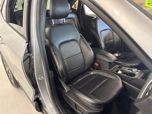 2024 Silver Ford Escape Platinum AWD SUV