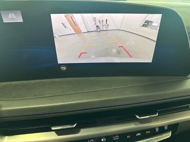 2024 Crystal White Tricoat Cadillac XT4 Sport AWD SUV