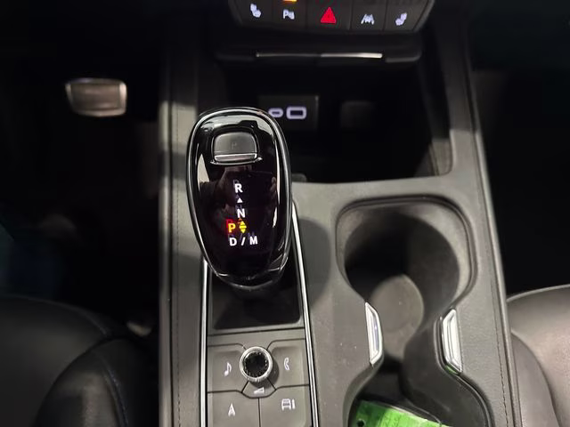 2024 Crystal White Tricoat Cadillac XT4 Sport AWD SUV