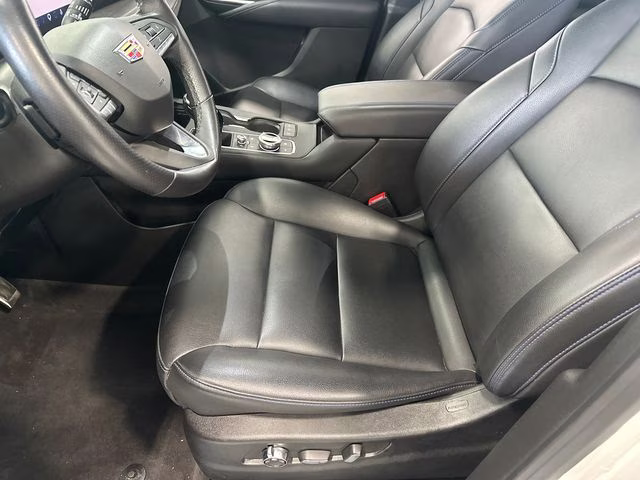 2024 Crystal White Tricoat Cadillac XT4 Sport AWD SUV