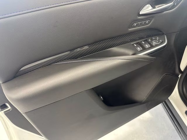 2024 Crystal White Tricoat Cadillac XT4 Sport AWD SUV