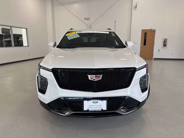 2024 Crystal White Tricoat Cadillac XT4 Sport AWD SUV