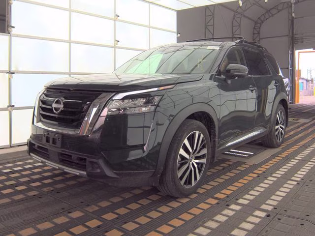 2024 Obsidian Green Pearl/Super Black Nissan Pathfinder Platinum 4X4 SUV