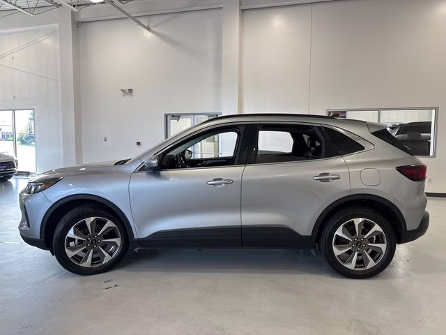 2024 Silver Ford Escape Platinum AWD SUV