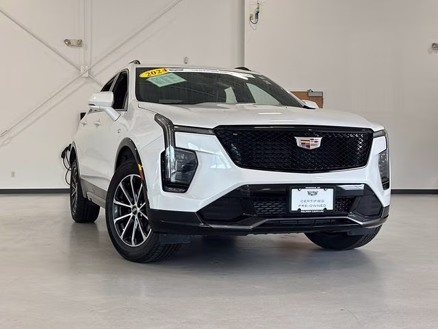 2024 Crystal White Tricoat Cadillac XT4 Sport AWD SUV
