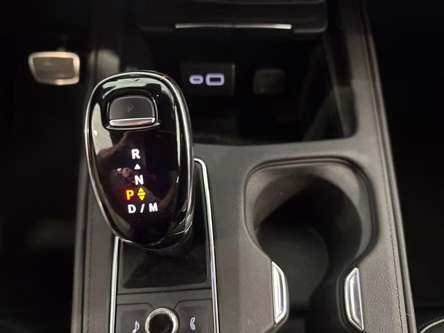 2024 Crystal White Tricoat Cadillac XT4 Sport AWD SUV