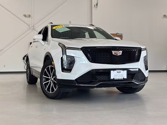 2024 Crystal White Tricoat Cadillac XT4 Sport AWD SUV