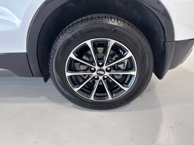 2024 Crystal White Tricoat Cadillac XT4 Sport AWD SUV