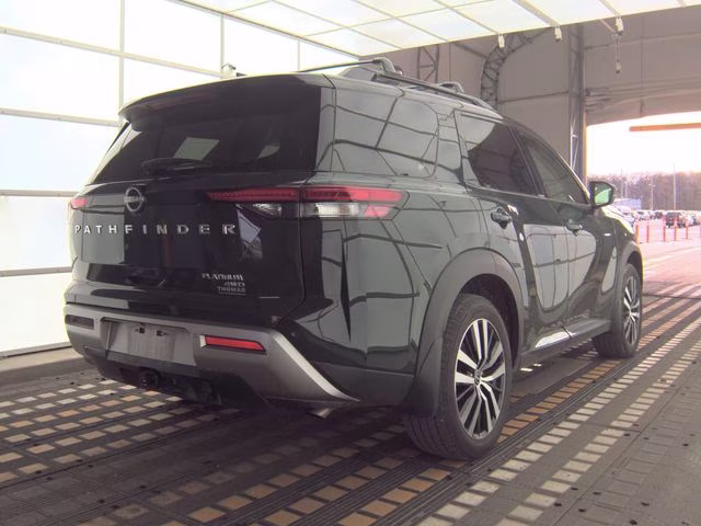 2024 Obsidian Green Pearl/Super Black Nissan Pathfinder Platinum 4X4 SUV