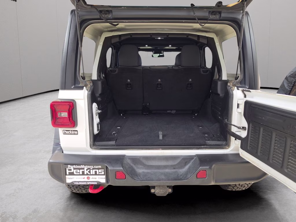 2025 Bright White Clearcoat Jeep Wrangler Rubicon 4X4 SUV