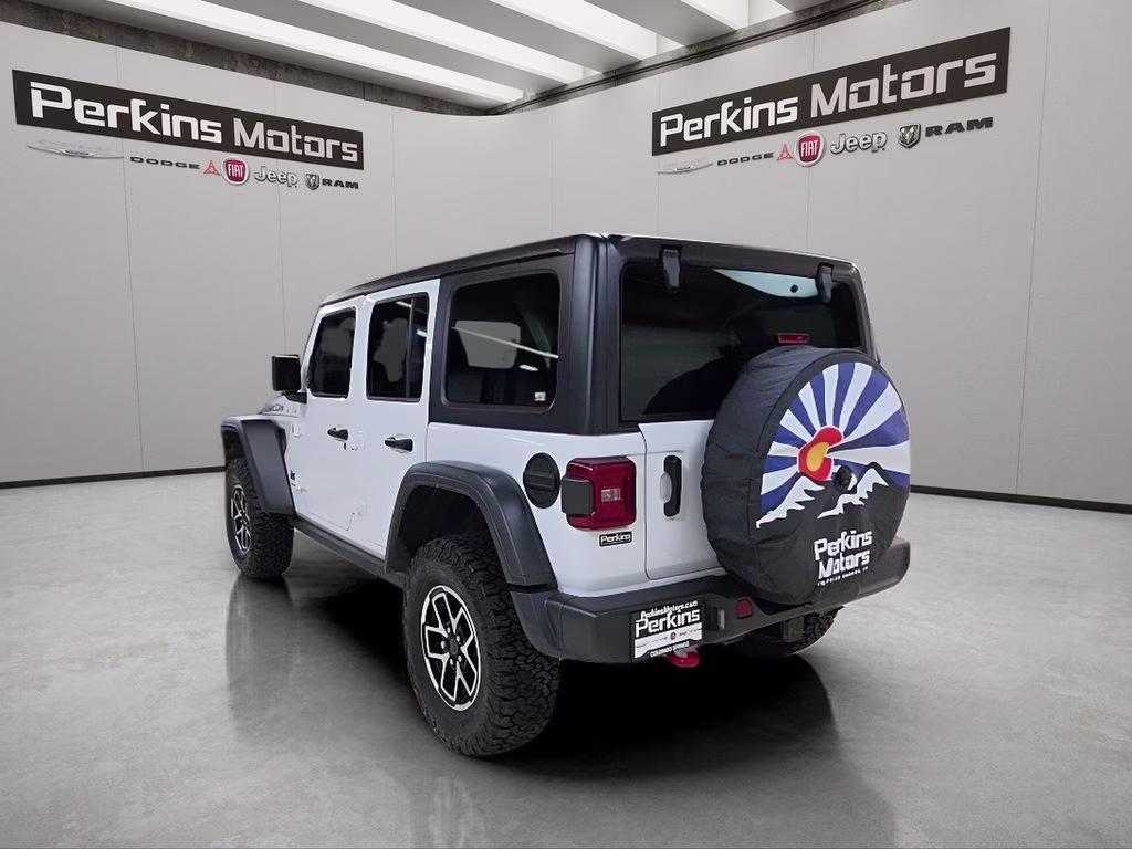 2025 Bright White Clearcoat Jeep Wrangler Rubicon 4X4 SUV