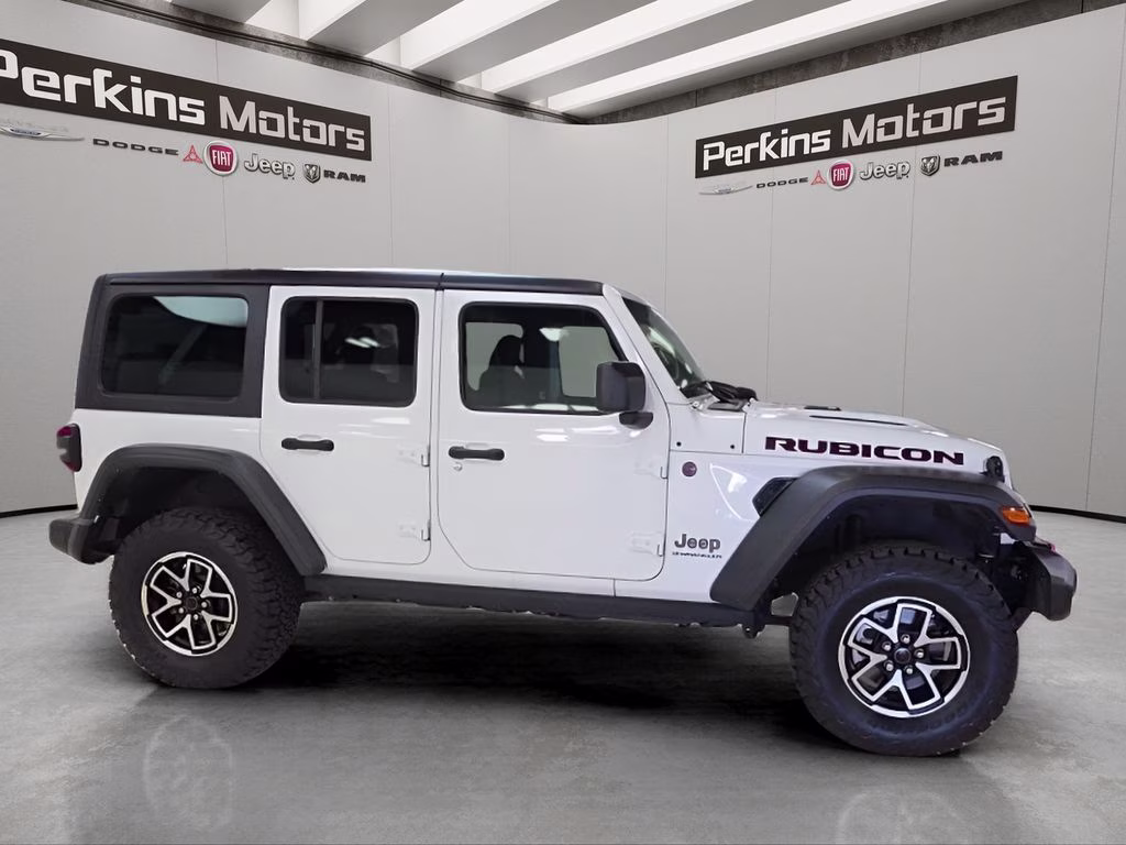 2025 Bright White Clearcoat Jeep Wrangler Rubicon 4X4 SUV