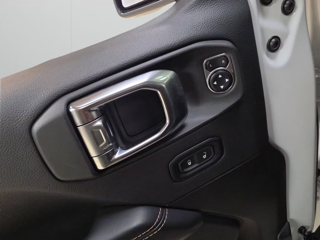 2025 Bright White Clearcoat Jeep Wrangler 4xe Sahara 4X4 SUV