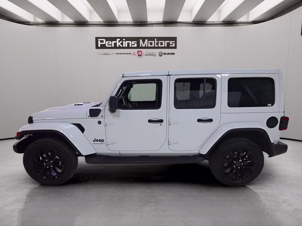 2025 Bright White Clearcoat Jeep Wrangler 4xe Sahara 4X4 SUV