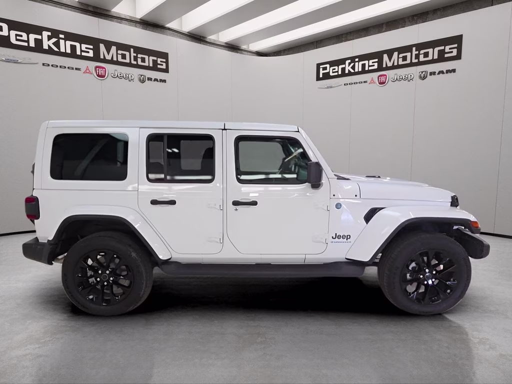 2025 Bright White Clearcoat Jeep Wrangler 4xe Sahara 4X4 SUV