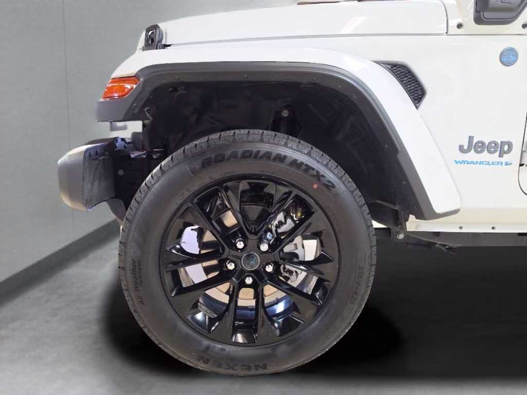 2025 Bright White Clearcoat Jeep Wrangler 4xe Sahara 4X4 SUV