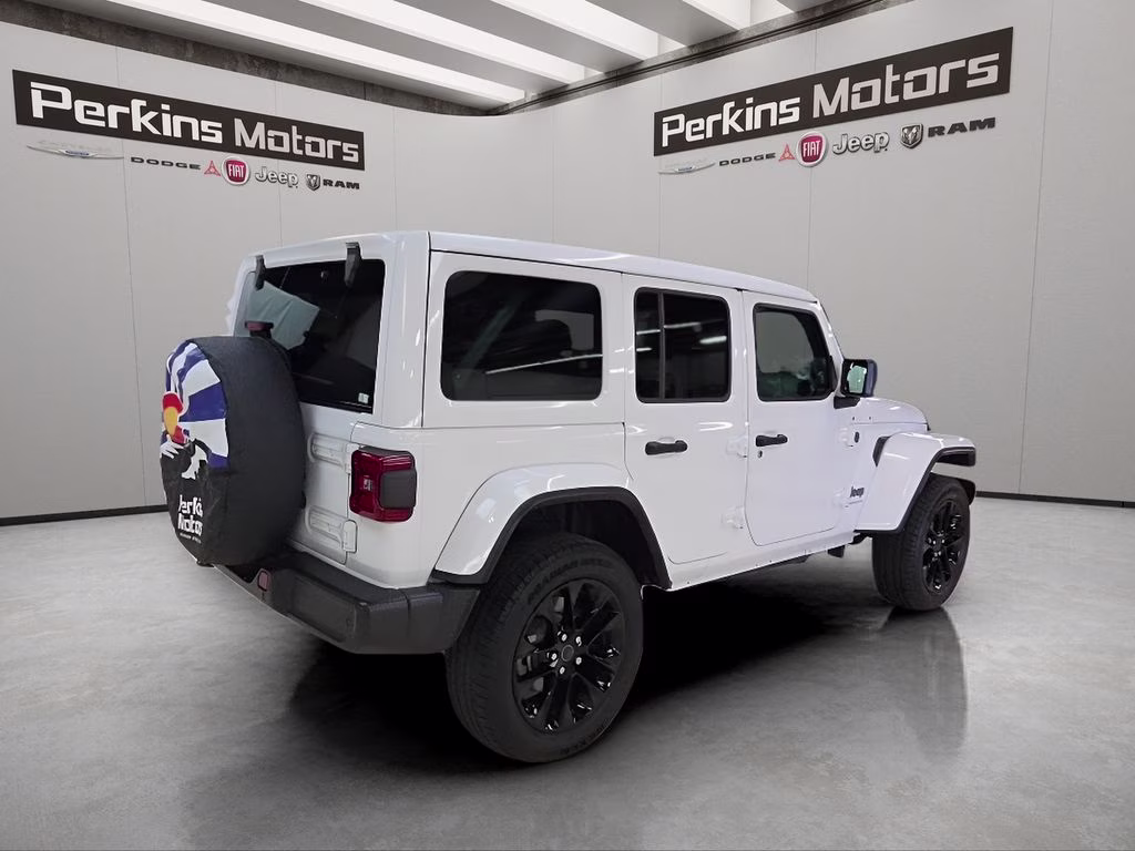 2025 Bright White Clearcoat Jeep Wrangler 4xe Sahara 4X4 SUV