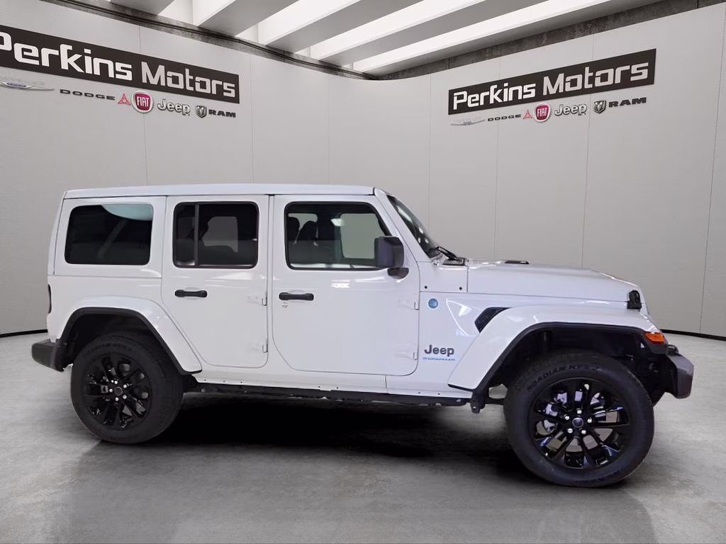 2025 Bright White Clearcoat Jeep Wrangler 4xe Sahara 4X4 SUV
